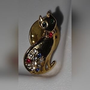 Tiny Cat Brooch